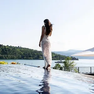 https://de-charme-laveno.it-lombardy.com